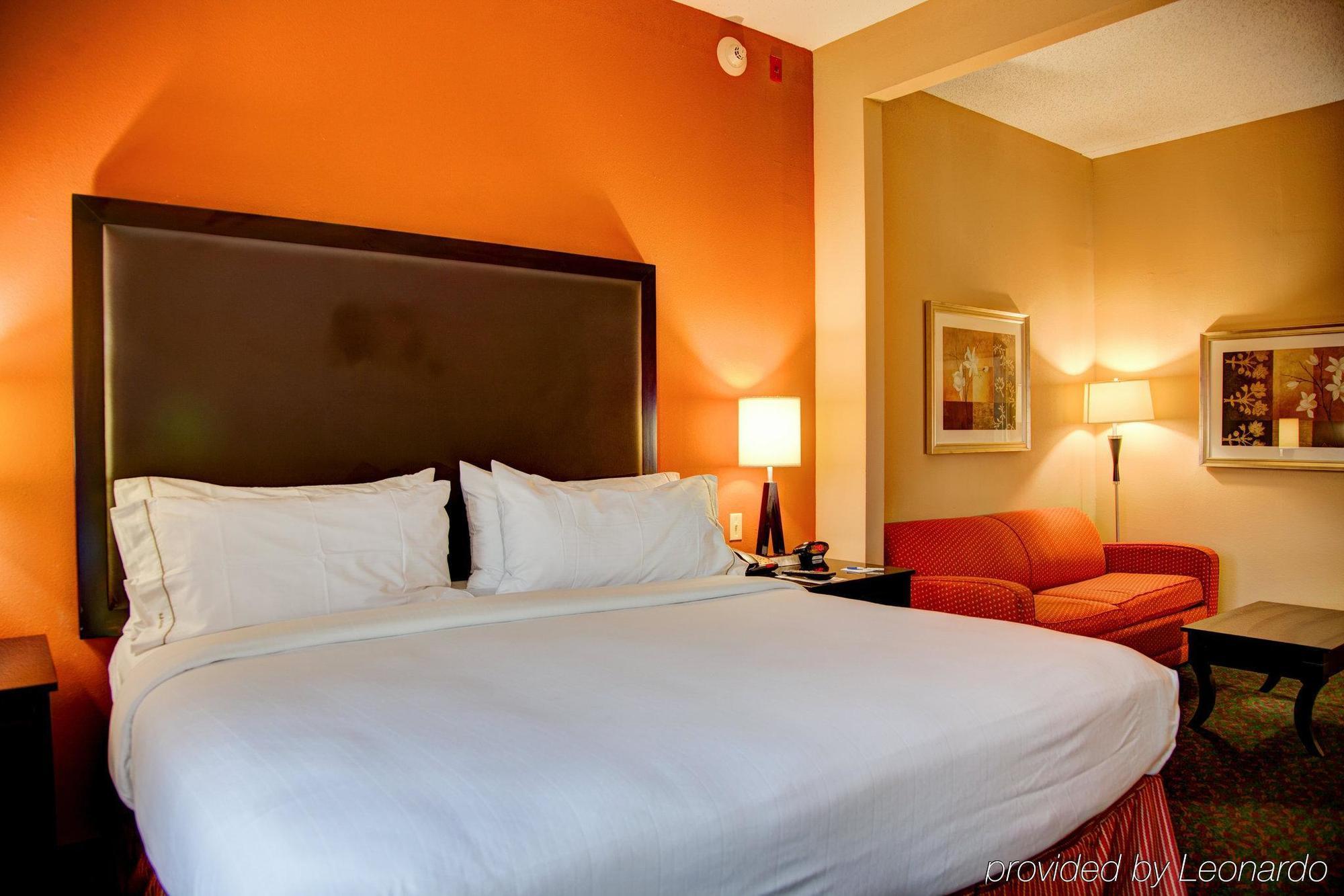 Holiday Inn Express Tyler South By Ihg Exterior foto